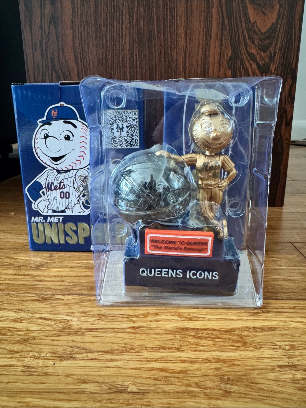 Gold Mr. Met Unisphere Bobblehead - light up